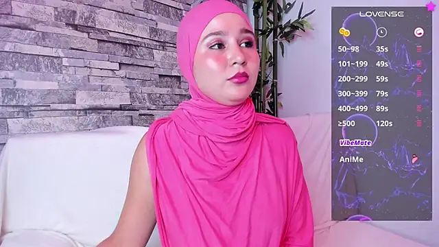 Snapshot of SamiQuest chatting on January 2025 04:48:01 AM SamiQuest online show from January 2025 04:48:01 AM