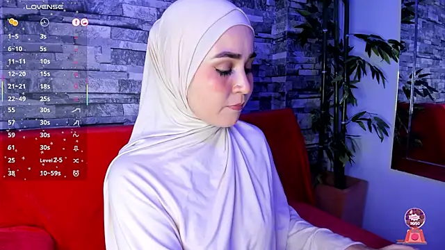 Snapshot of SamiQuest chatting on March 2025 04:08:02 AM SamiQuest online show from March 2025 04:08:02 AM