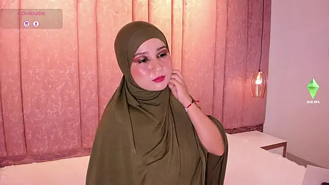 Snapshot of SamiQuest chatting on November 2025 04:13:02 AM SamiQuest online show from November 2025 04:13:02 AM