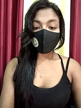 Myra-sen online show from November 2025 01:33:01 PM