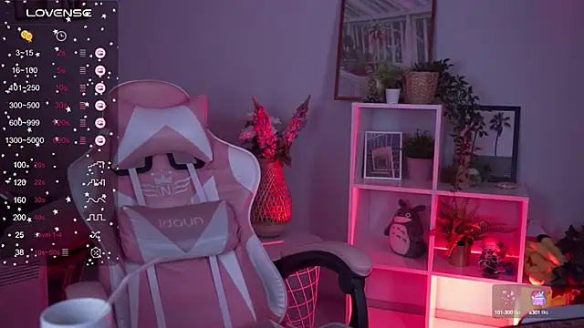 Lana  May online show from February 2025 04:14:02 PM