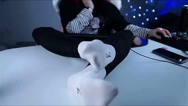 Lana  May online show from March 2025 02:12:01 PM