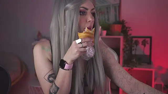 Lana  May online show from March 2025 11:16:01 AM