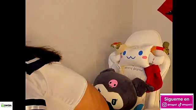 meganthompsonn22 online show from November 2025 07:38:01 PM