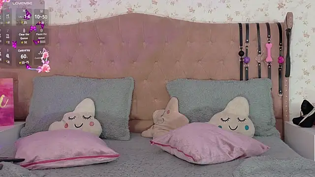 AvrillThomas online show from February 2025 03:19:01 PM