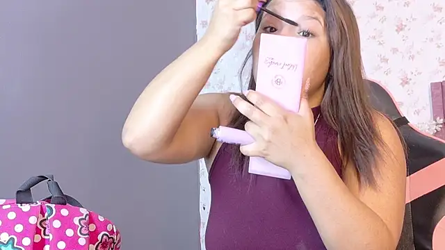 AvrillThomas online show from October 2025 03:12:01 PM