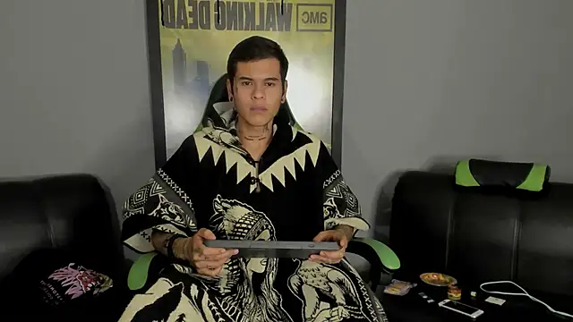 Snapshot of jamesinked_ chatting on March 2025 06:46:01 AM jamesinked online show from March 2025 06:46:01 AM