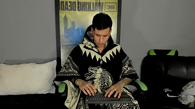 Snapshot of jamesinked_ chatting on March 2025 03:52:02 AM jamesinked online show from March 2025 03:52:02 AM