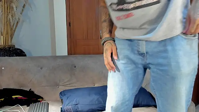 Snapshot of jamesinked_ chatting on October 2025 02:25:02 AM jamesinked online show from October 2025 02:25:02 AM