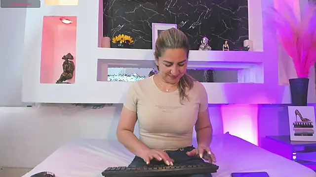 Cinthya mjs online show from February 2026 12:05:02 PM