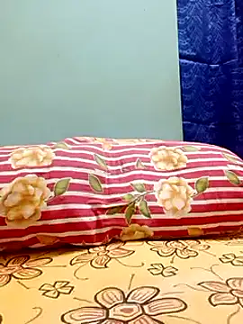 Snapshot of Johnysins24 chatting on March 2025 10:28:02 PM Johnysins24 online show from March 2025 10:28:02 PM