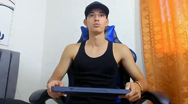 jake shadow14 online show from February 2025 09:09:01 PM