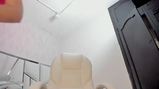 Victoriaa millers online show from March 2026 08:08:02 PM