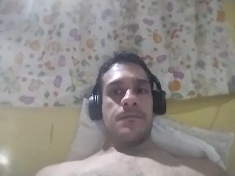 Snapshot of Mauri1509 chatting on November 2025 03:04:01 AM Mauri1509 online show from November 2025 03:04:01 AM