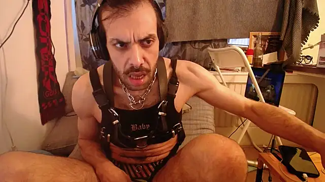 P4RtYBOII92 online show from November 2025 02:31:02 PM