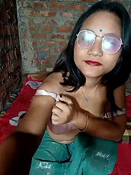 Cuterinki online show from April 2026 08:31:01 PM