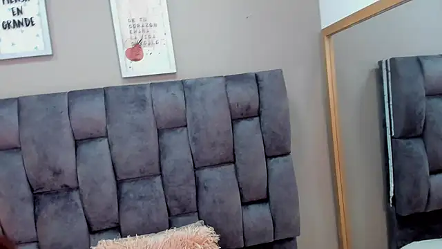 mariaa fernanda online show from November 2025 03:50:01 AM