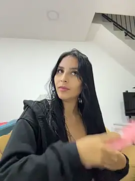  miaquevedo  online show from April 2026 12:21:01 PM