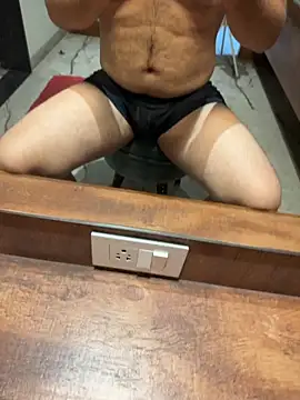 versatile guy01 online show from March 2026 04:16:02 AM