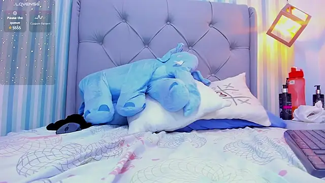 LINASTARK online show from January 2025 09:06:02 AM