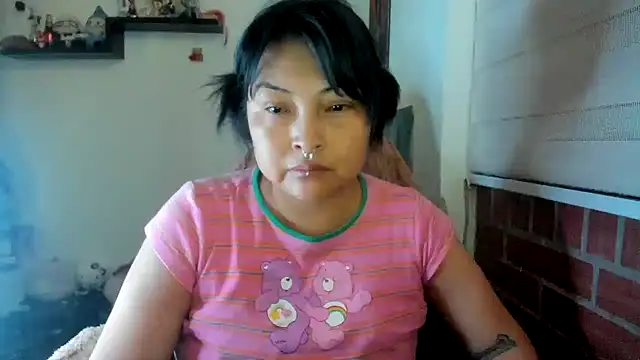 Snapshot of Shaddycute_ chatting on April 2026 11:30:02 AM Shaddycute online show from April 2026 11:30:02 AM