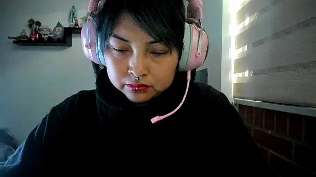 Snapshot of Shaddycute_ chatting on May 2026 11:14:01 AM Shaddycute online show from May 2026 11:14:01 AM