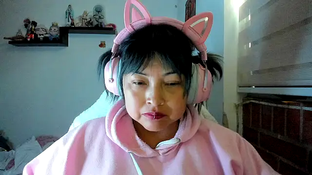 Snapshot of Shaddycute_ chatting on May 2026 08:32:01 PM Shaddycute online show from May 2026 08:32:01 PM