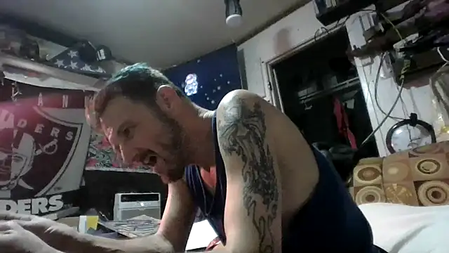 Snapshot of gettinit2wice chatting on May 2026 11:02:02 PM gettinit2wice online show from May 2026 11:02:02 PM