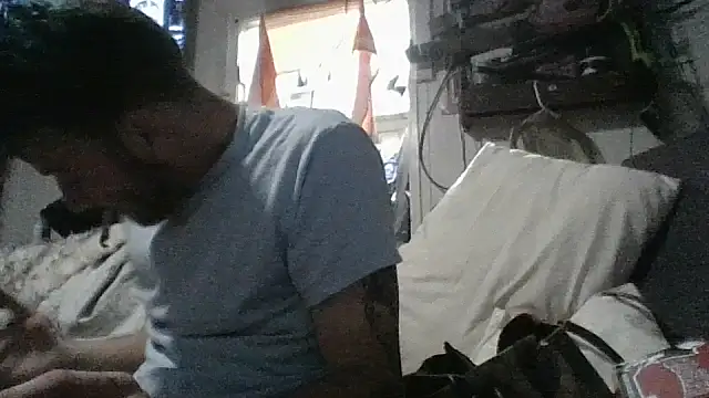 Snapshot of gettinit2wice chatting on May 2026 01:31:01 PM gettinit2wice online show from May 2026 01:31:01 PM