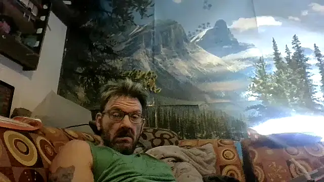 Snapshot of gettinit2wice chatting on June 2026 01:13:01 PM gettinit2wice online show from June 2026 01:13:01 PM