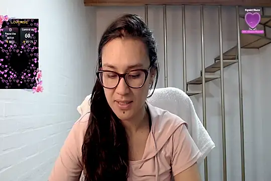 Snapshot of Jessie_Desire chatting on February 2026 02:37:01 AM Jessie Desire online show from February 2026 02:37:01 AM