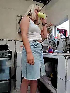 florecita9 online show from February 2025 01:30:02 PM