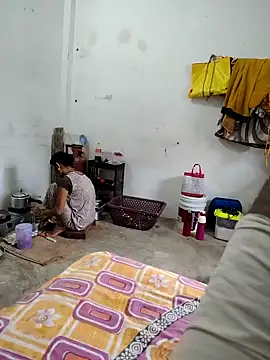 FeltedEuropium online show from October 2025 09:21:02 AM