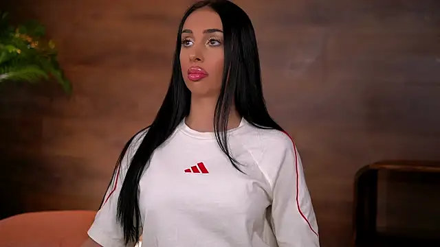 KairaAndrews online show from March 2026 07:35:01 PM