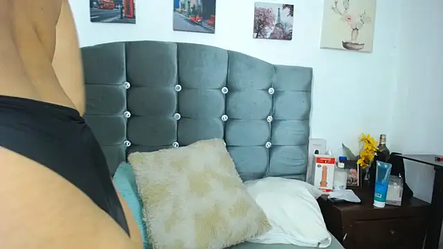 paytonbailey online show from November 2025 05:06:01 AM