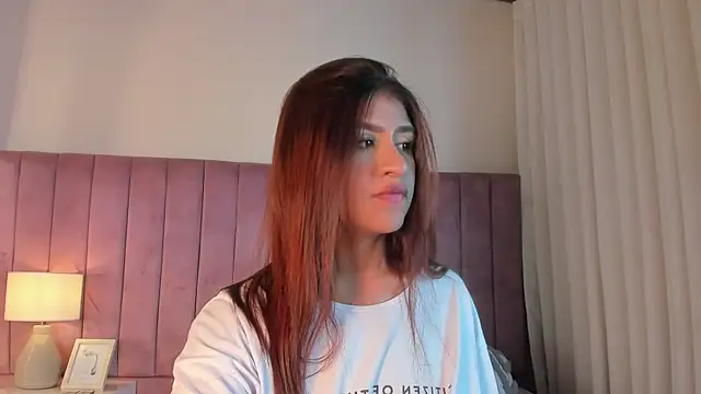 Elise Diamond online show from April 2026 12:19:01 AM