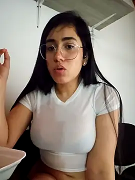 Miia harper  online show from February 2025 07:14:02 PM