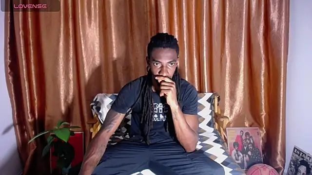 Snapshot of Malkon_Big chatting on May 2026 03:11:02 AM Malkon Big online show from May 2026 03:11:02 AM