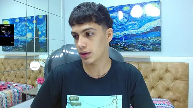 SkinnyBoy  online show from December 2025 12:36:02 PM