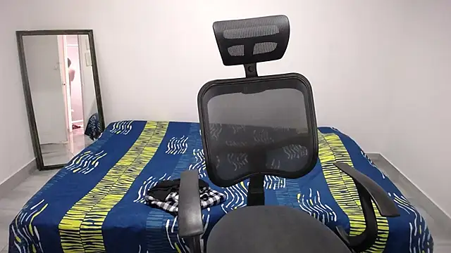 present the magic online show from November 2025 06:18:01 PM