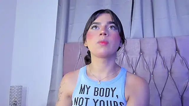 Snapshot of Ashley_piinkk_ chatting on February 2025 10:58:01 AM Ashley piinkk  online show from February 2025 10:58:01 AM