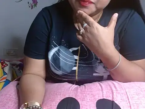 Snapshot of TASHa009 chatting on January 2025 06:31:01 PM TASHa009 online show from January 2025 06:31:01 PM