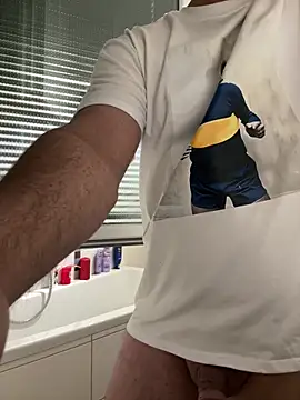 Snapshot of radoka chatting on November 2025 10:09:02 PM radoka online show from November 2025 10:09:02 PM