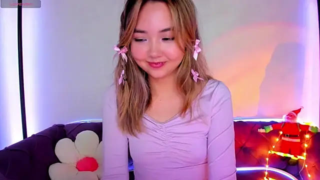 Fluffy Rose online show from December 2024 08:23:02 AM