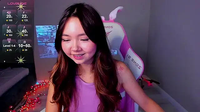 Fluffy Rose online show from November 2025 03:13:02 PM