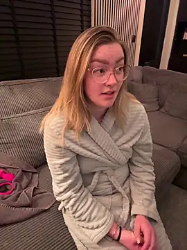 xX HotCouple Xx online show from December 2025 10:04:02 PM