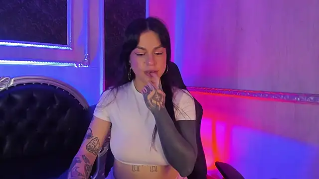 MeganDraco  online show from May 2026 12:45:02 PM