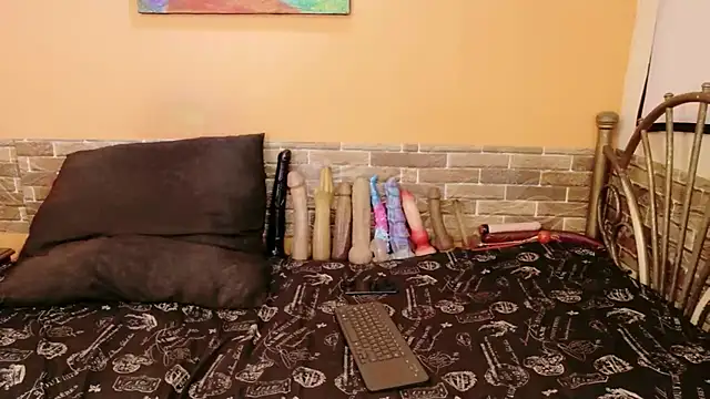 Snapshot of Gianina chatting on September 2025 02:44:01 AM Gianina online show from September 2025 02:44:01 AM