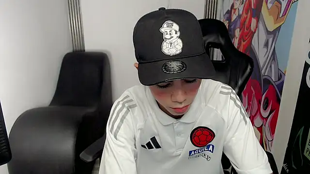 Snapshot of bby_santi chatting on February 2025 07:44:01 PM bby santi online show from February 2025 07:44:01 PM