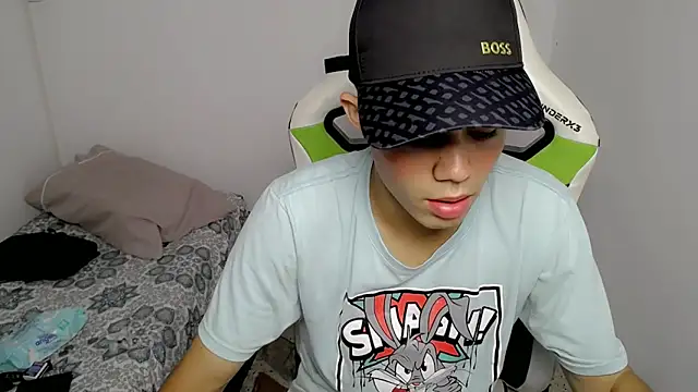 Snapshot of bby_santi chatting on March 2025 02:18:01 PM bby santi online show from March 2025 02:18:01 PM